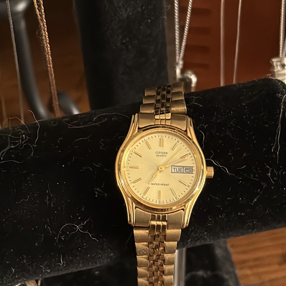 Women’s Vintage Citizen Watch